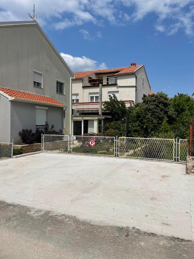 Appartement La Storia - House
